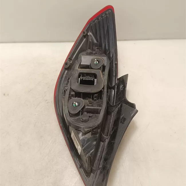 Fanale posteriore destro Trasparente scuro