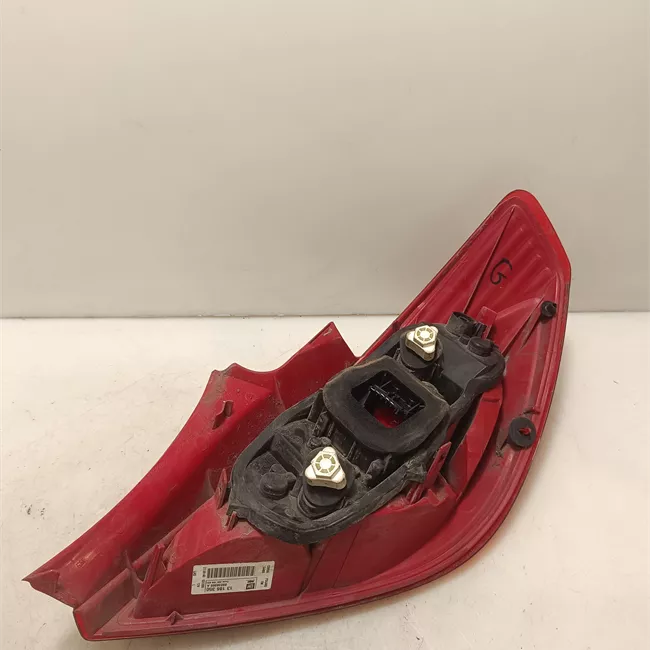 Fanale posteriore sinistro