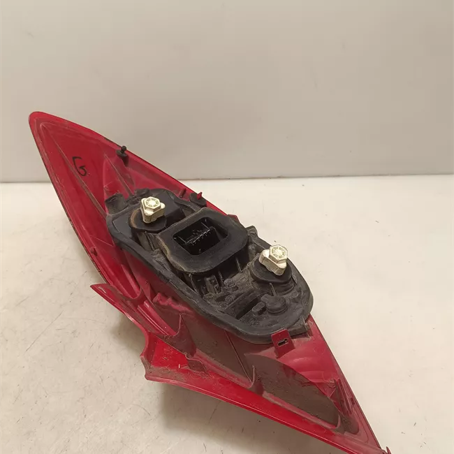 Fanale posteriore sinistro