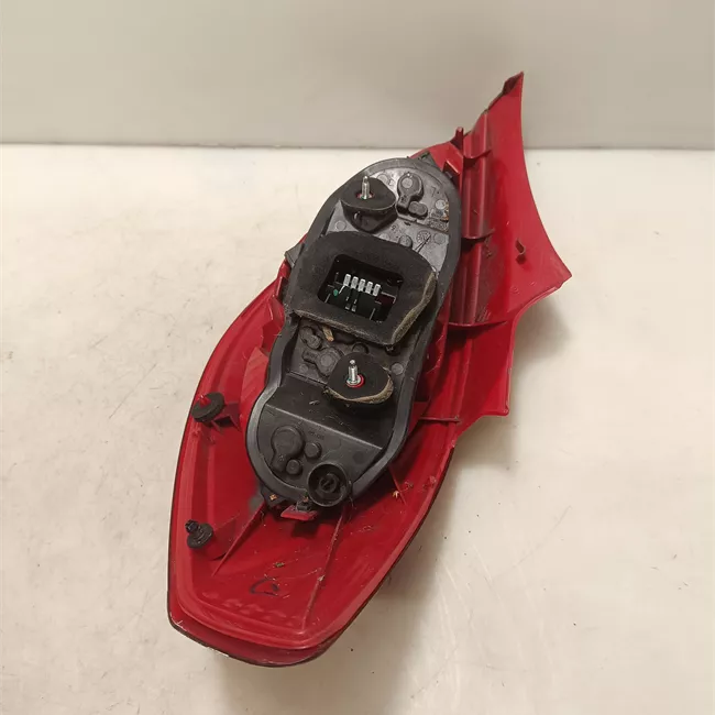 Fanale posteriore sinistro