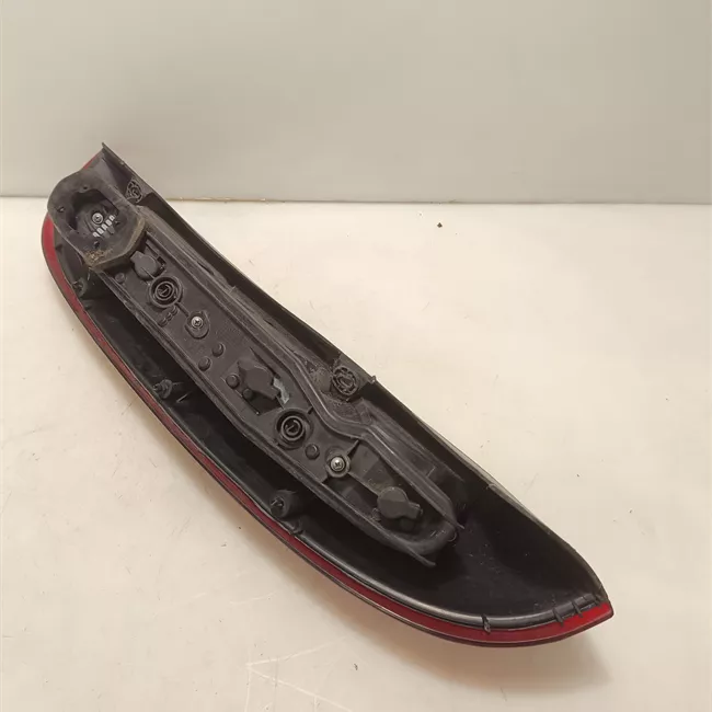 Fanale posteriore sinistro Rosso