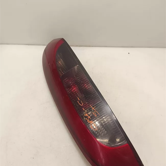 Fanale posteriore sinistro Rosso