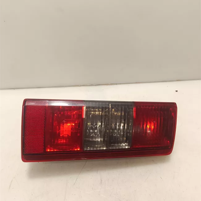 Fanale posteriore sinistro