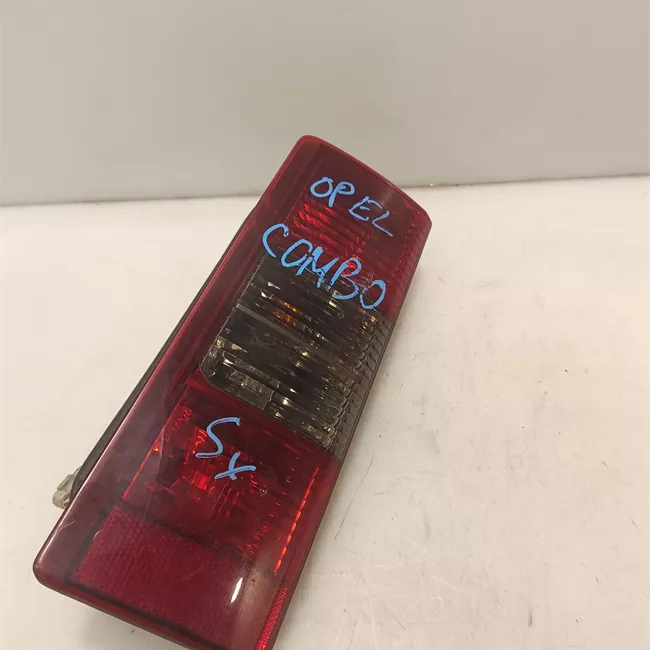 Fanale posteriore sinistro