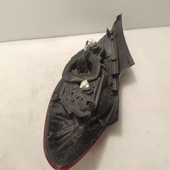 Fanale posteriore sinistro