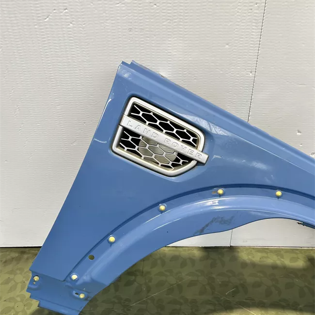 Parafango anteriore destro