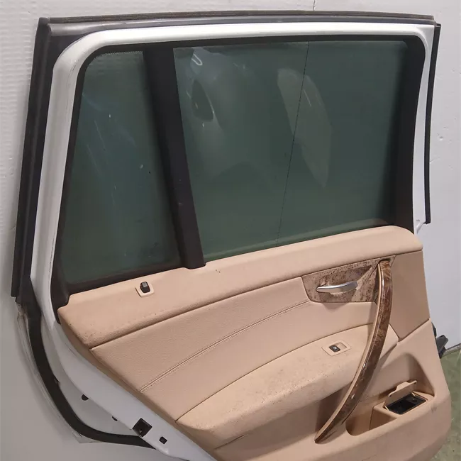 Porta posteriore sinistra