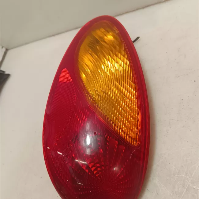 Fanale posteriore sinistro