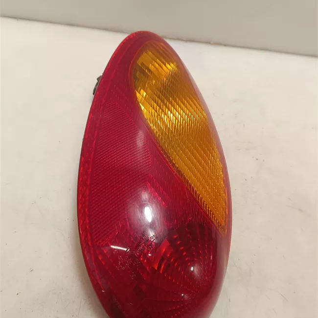 Fanale posteriore sinistro