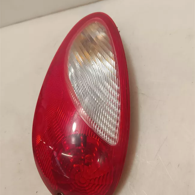 Fanale posteriore sinistro