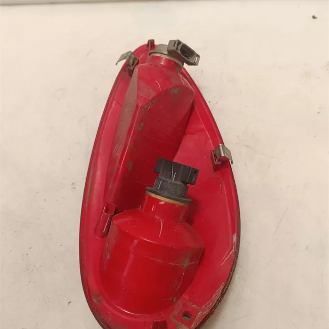 Fanale posteriore sinistro