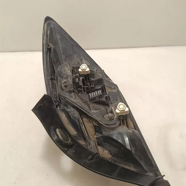 Fanale posteriore sinistro