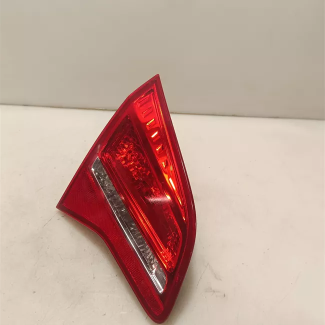 Fanale posteriore parte interno sinistro