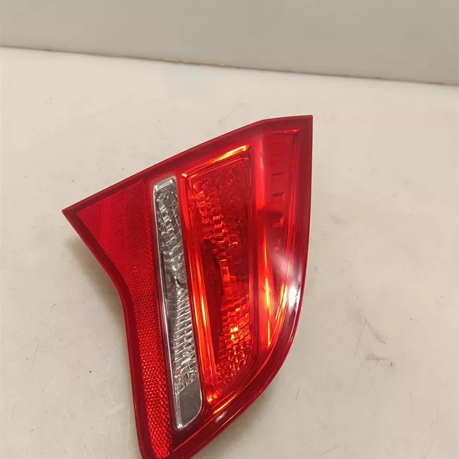 Fanale posteriore parte interno sinistro