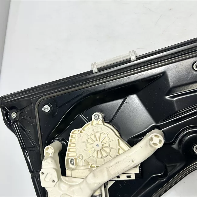 Alzacristallo elettrico porta posteriore sinistro con motorino