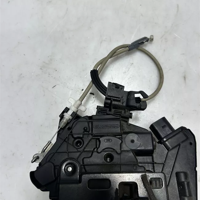 Serratura porta anteriore destra