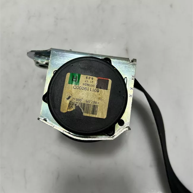 Cintura di sicurezza anteriore destra B6