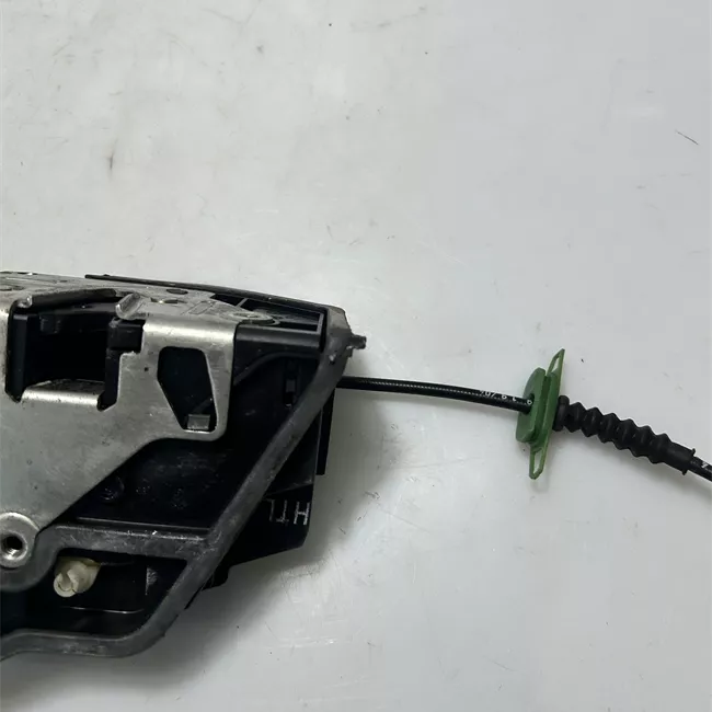 Serratura porta posteriore sinistra