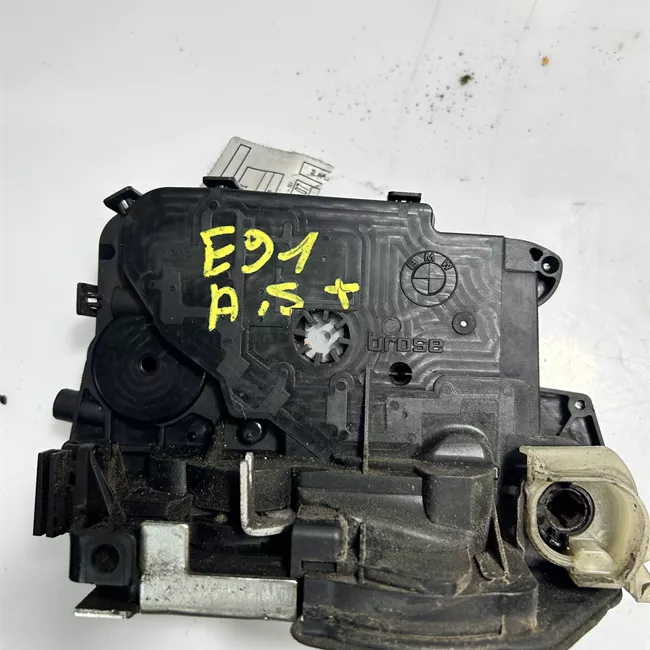 Serratura porta anteriore sinistra