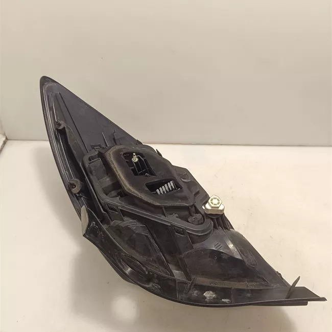 Fanale posteriore sinistro