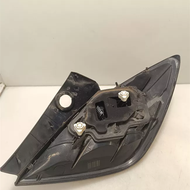 Fanale posteriore sinistro