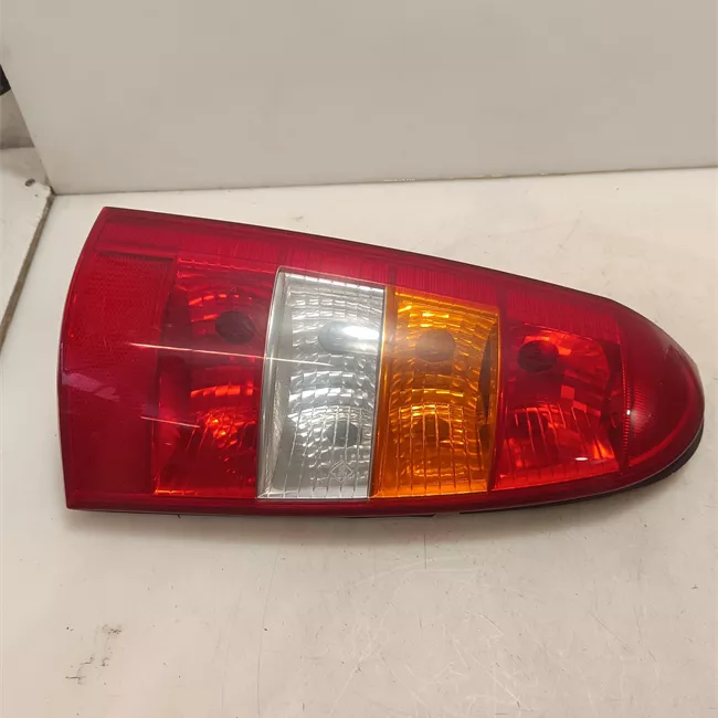 Fanale posteriore sinistro