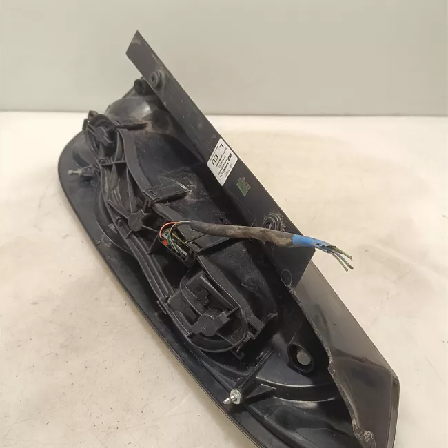 Fanale posteriore sinistro 04-05<