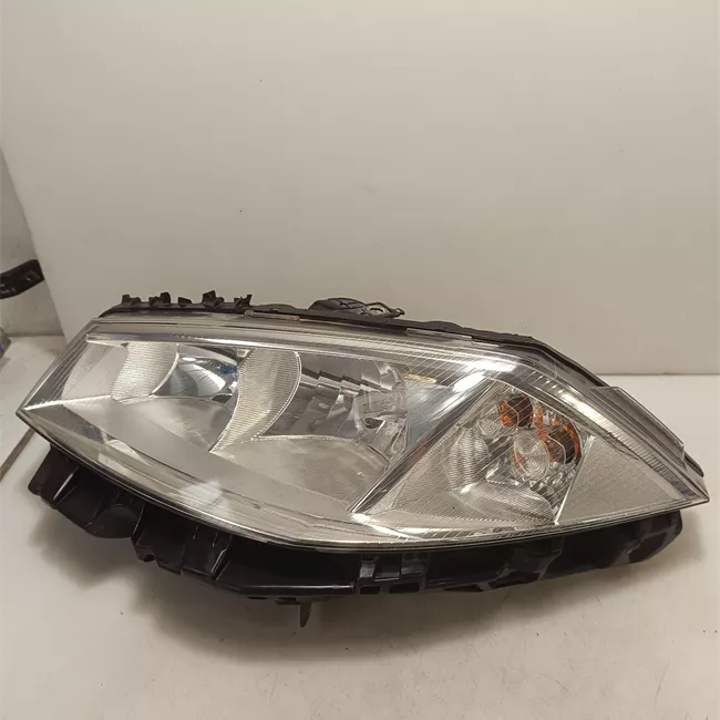 Proiettore sinistro EBAS0-EPACKP