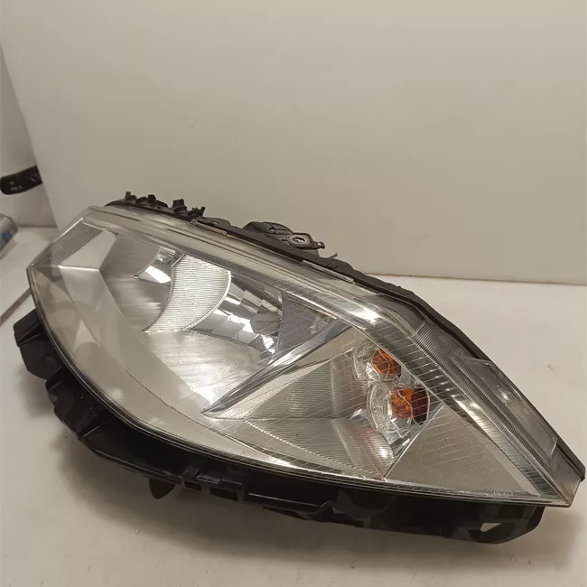 Proiettore sinistro EBAS0-EPACKP