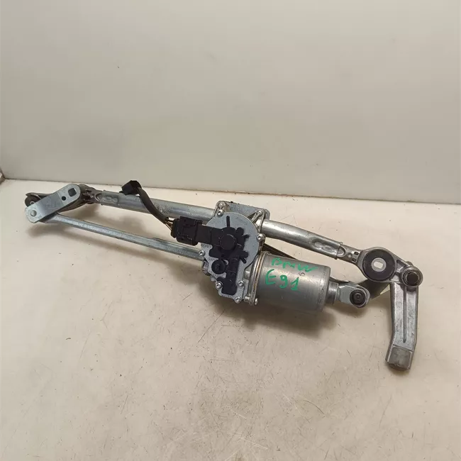 Meccanismo tergiparabrezza con motorino