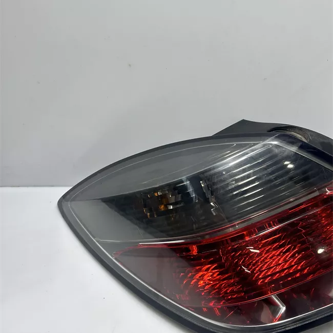 Fanale posteriore sinistro