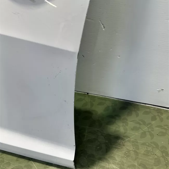 Porta anteriore sinistra