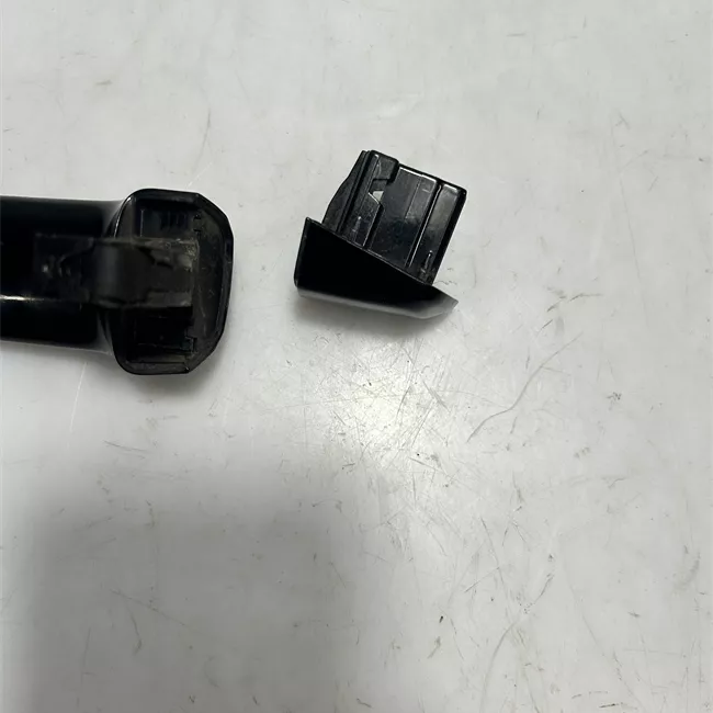 Maniglia porta anteriore destra primer