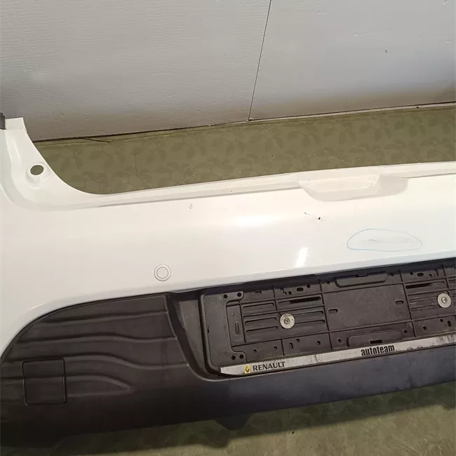 Paraurti posteriore superiore con sensori parcheggio