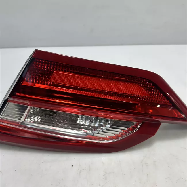 Fanale posteriore parte interno destro Led