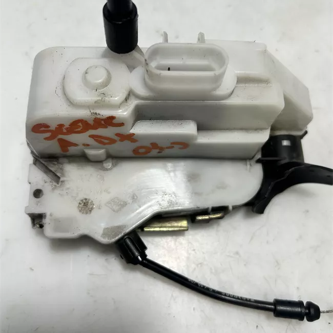 Serratura porta anteriore destra