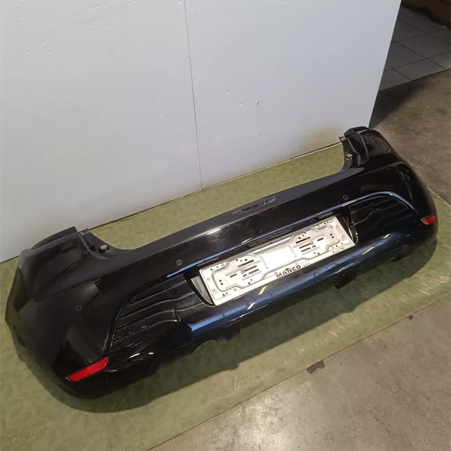 Paraurti posteriore superiore con sensori parcheggio