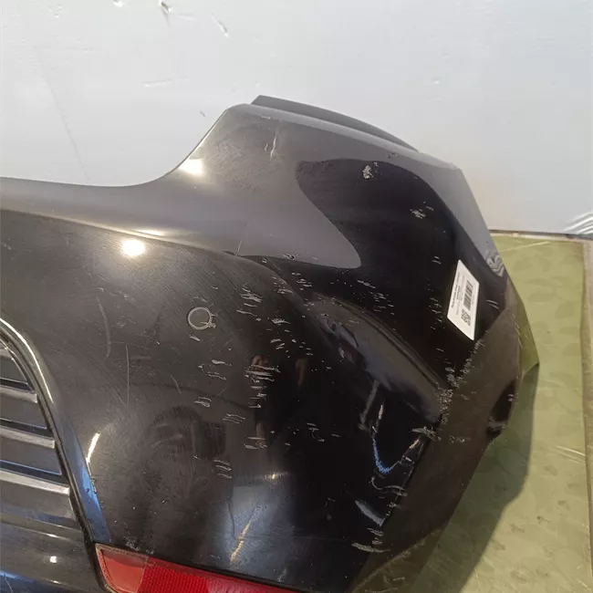 Paraurti posteriore superiore con sensori parcheggio