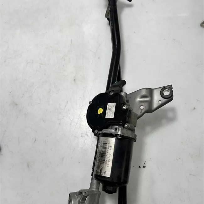 Meccanismo tergiparabrezza con motorino