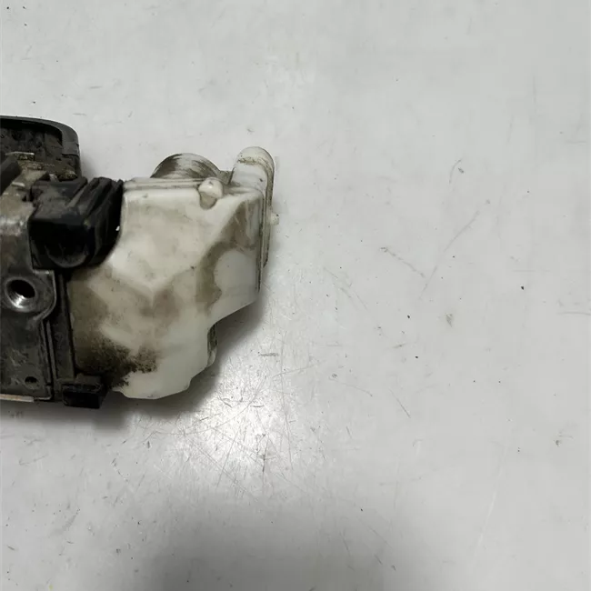 Serratura porta anteriore sinistra