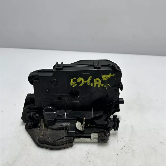 Serratura porta anteriore destra