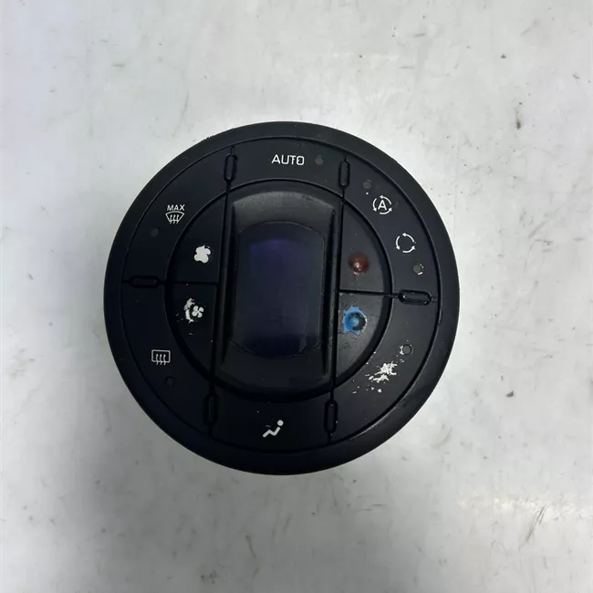 Blocco comando climatizzazione sinistro porta anteriore