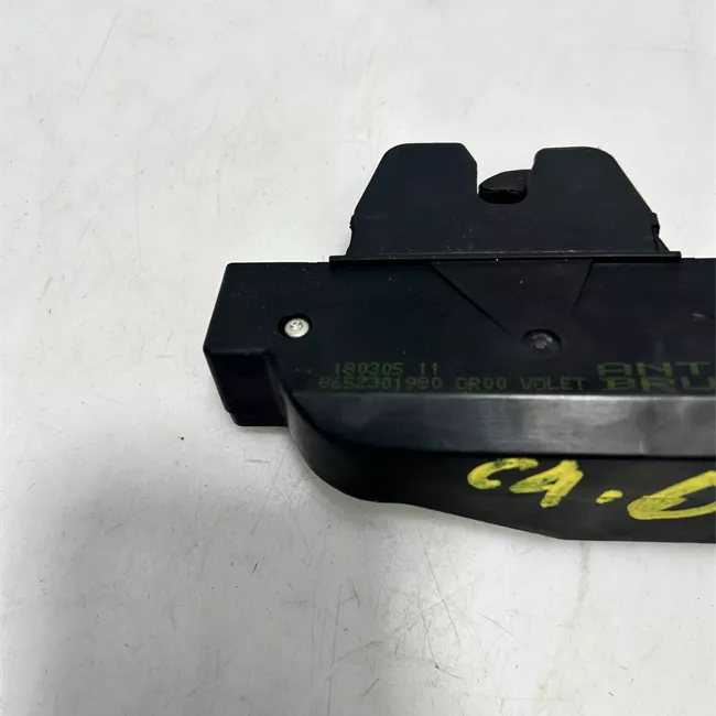 Serratura portello posteriore