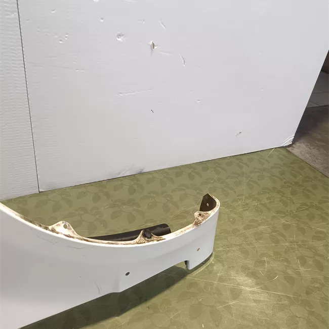 Parafango anteriore destro