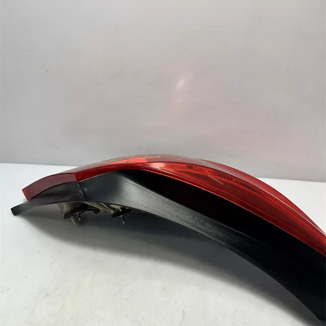 Fanale posteriore sinistro