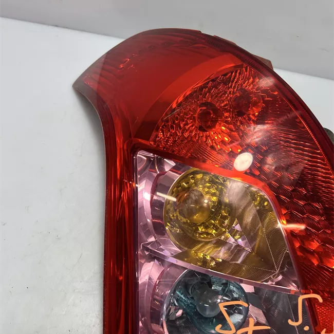 Fanale posteriore sinistro