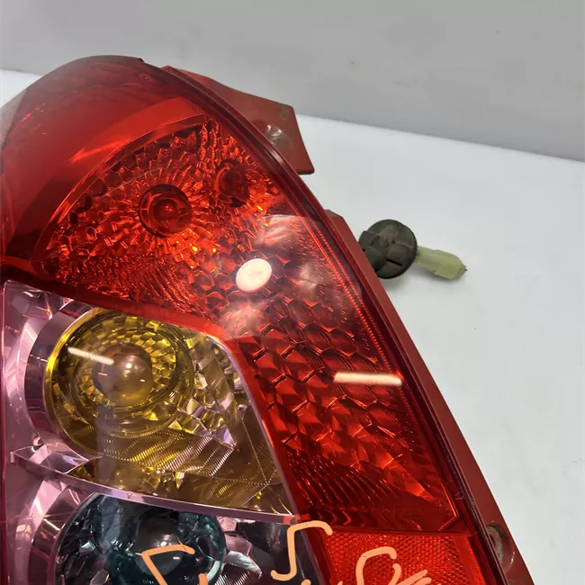 Fanale posteriore sinistro