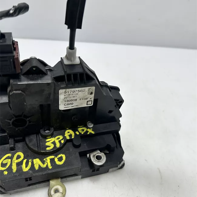 Serratura chiusura centralizzata porta anteriore destra