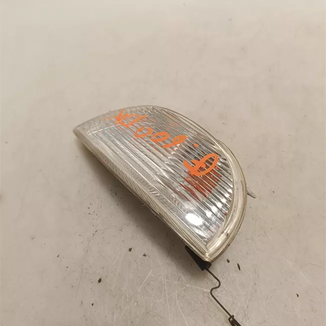 Fanalino laterale destro