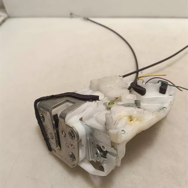 Serratura porta posteriore sinistra chiusura centralizzata